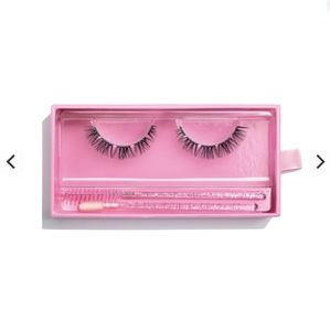 Urban Doll Petite DIY Lash Extensions NIB
